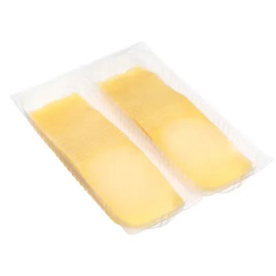 Plakken kaas jong belegen